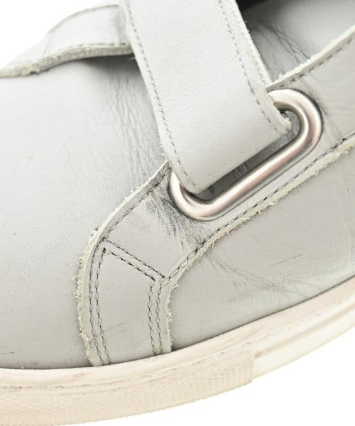YOAK รองเท้าผ้าใบ