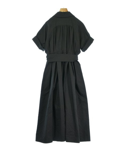 OBLI ชุดเดรส