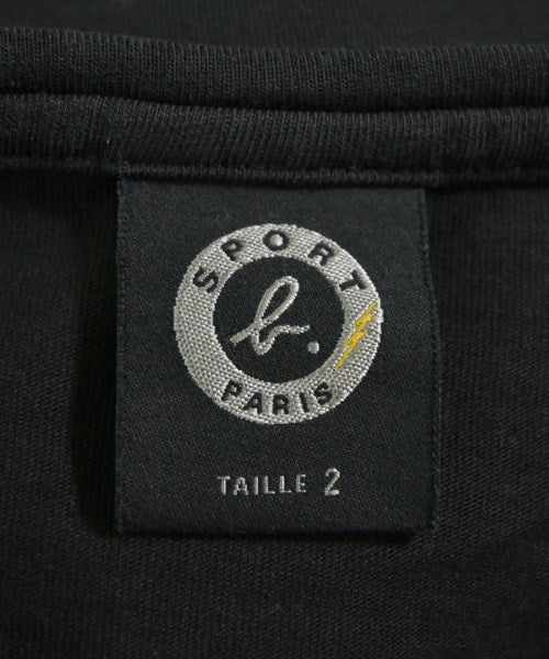 Sport b. เสื้อยืด/เสื้อท็อปส์