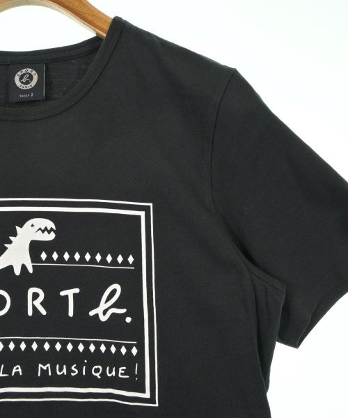 Sport b. เสื้อยืด/เสื้อท็อปส์