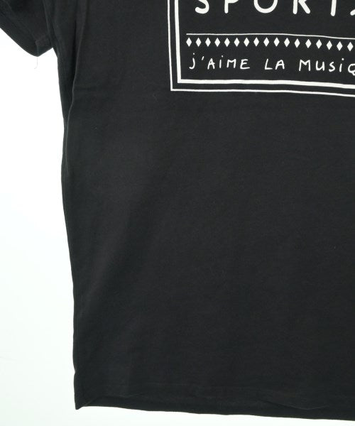 Sport b. เสื้อยืด/เสื้อท็อปส์