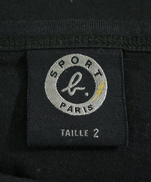 Sport b. เสื้อยืด/เสื้อท็อปส์