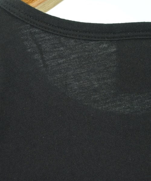 Sport b. เสื้อยืด/เสื้อท็อปส์