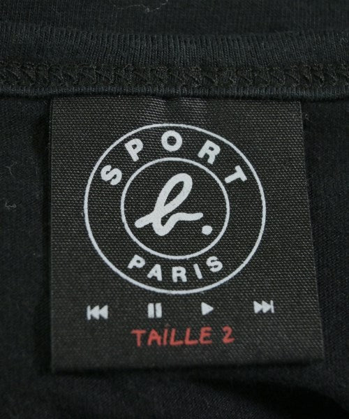 Sport b. เสื้อยืด/เสื้อท็อปส์