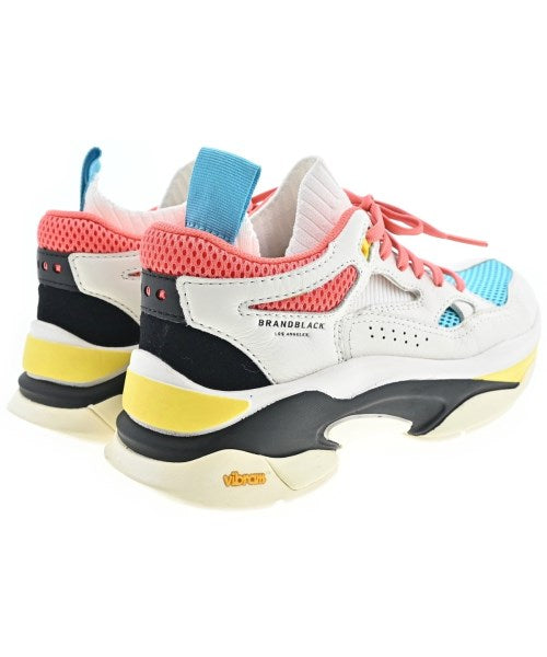 BRANDBLACK รองเท้าผ้าใบ