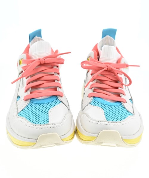 BRANDBLACK รองเท้าผ้าใบ