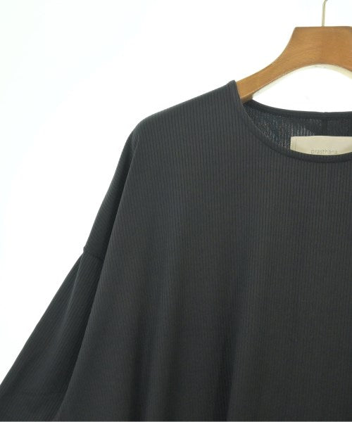 prasthana เสื้อยืด/เสื้อท็อปส์