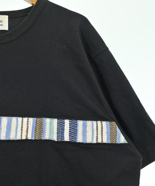 KUON เสื้อยืด/เสื้อท็อปส์