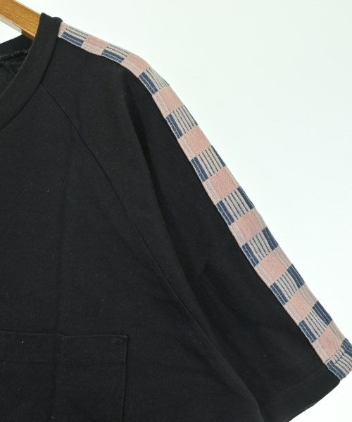 KUON เสื้อยืด/เสื้อท็อปส์