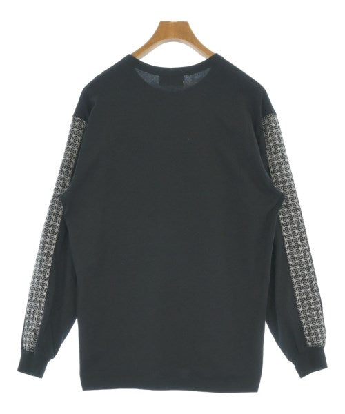 KUON เสื้อยืด/เสื้อท็อปส์
