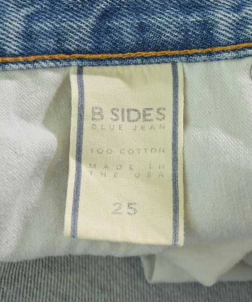 B SIDES กางเกงขาสั้น