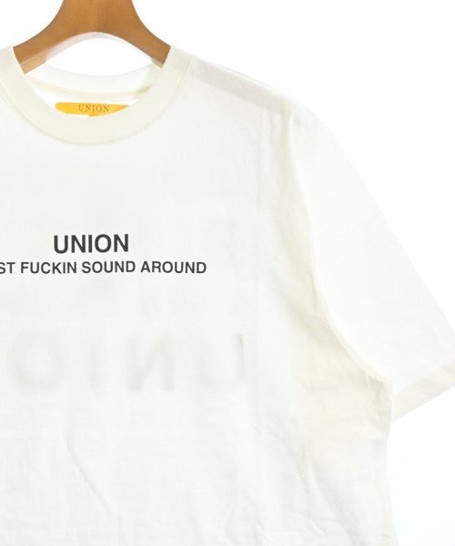 union เสื้อยืด/เสื้อท็อปส์
