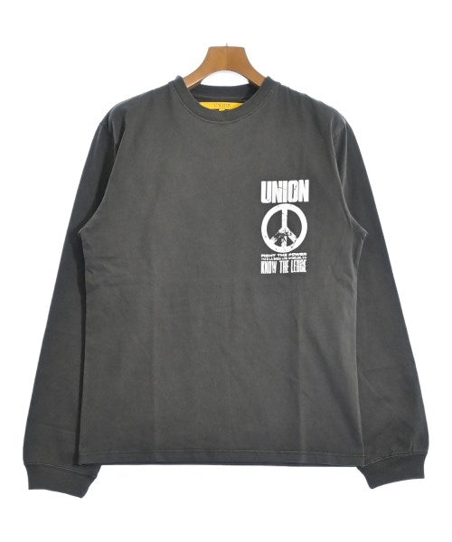 union เสื้อยืด/เสื้อท็อปส์