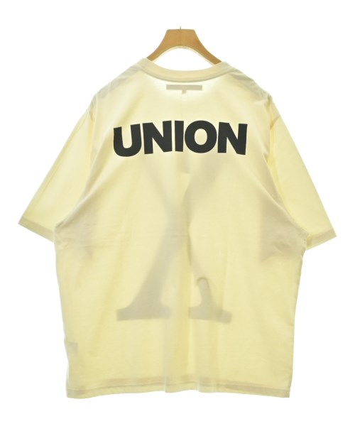 union เสื้อยืด/เสื้อท็อปส์