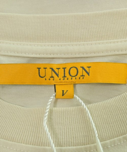 union เสื้อยืด/เสื้อท็อปส์