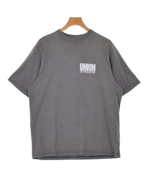 union เสื้อยืด/เสื้อท็อปส์