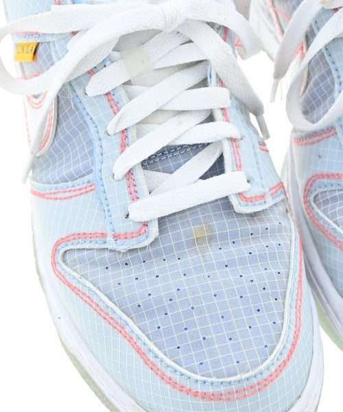 union รองเท้าผ้าใบ