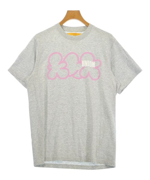 union เสื้อยืด/เสื้อท็อปส์