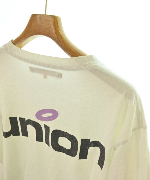 union เสื้อยืด/เสื้อท็อปส์