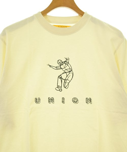 union เสื้อยืด/เสื้อท็อปส์