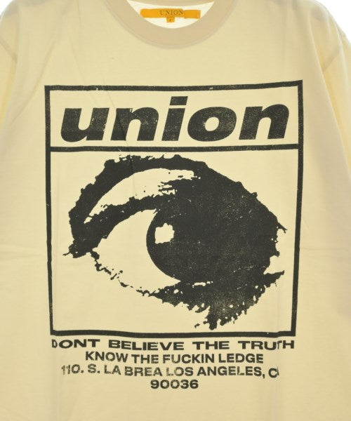 union เสื้อยืด/เสื้อท็อปส์
