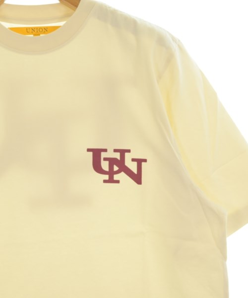 union เสื้อยืด/เสื้อท็อปส์