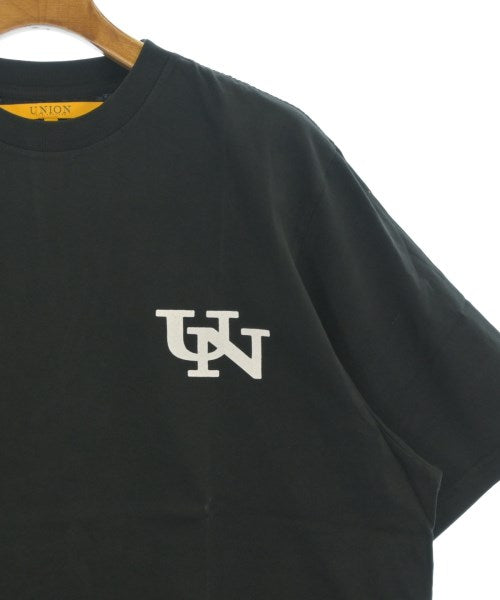 union เสื้อยืด/เสื้อท็อปส์