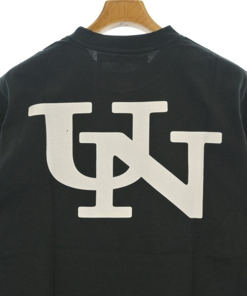 union เสื้อยืด/เสื้อท็อปส์
