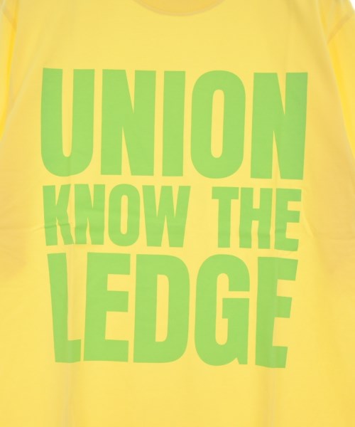union เสื้อยืด/เสื้อท็อปส์