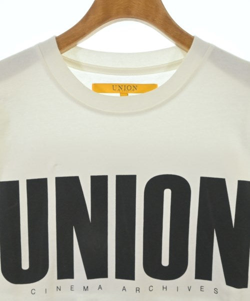 union เสื้อยืด/เสื้อท็อปส์