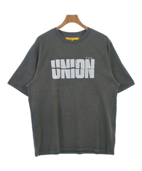 union เสื้อยืด/เสื้อท็อปส์