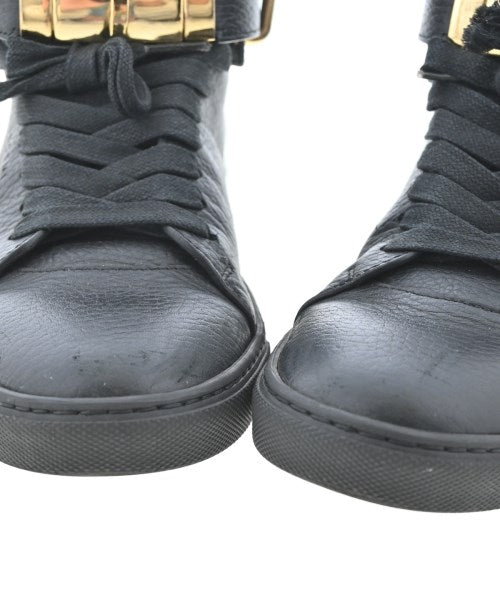 BUSCEMI รองเท้าผ้าใบ