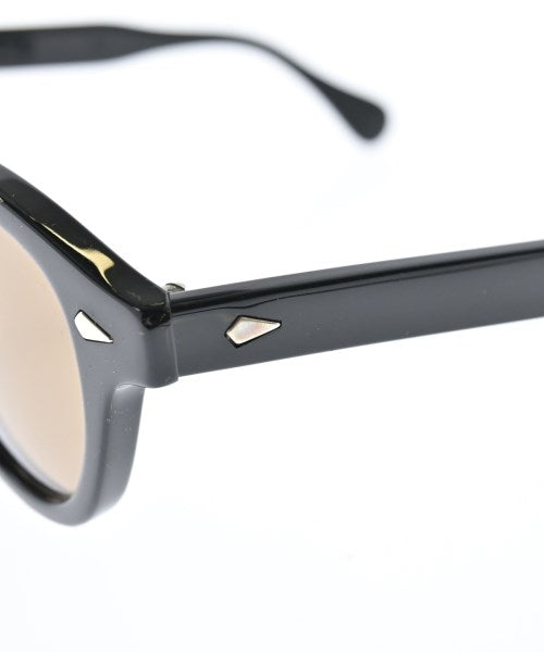 JULIUS TART OPTICAL แว่นกันแดด