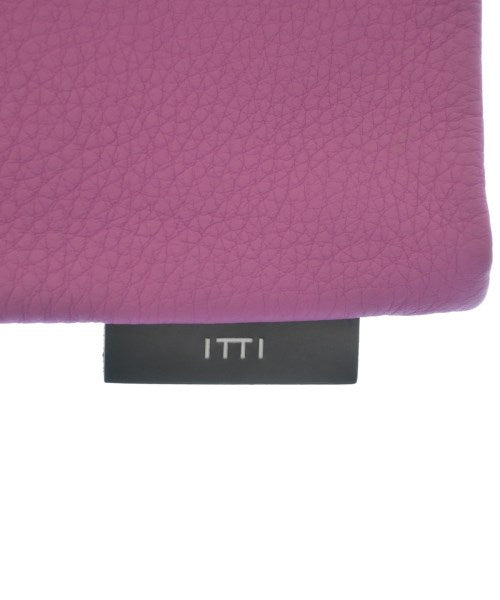 iTTi กระเป๋าถือ