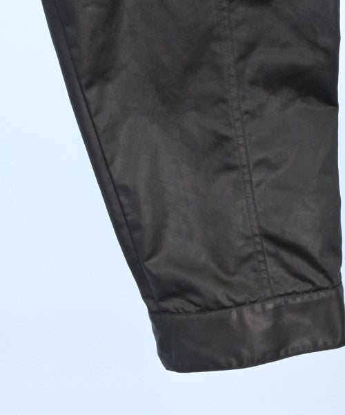 Song for the Mute กางเกง อื่น