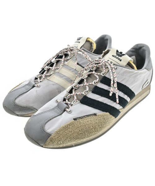 Song for the Mute รองเท้าผ้าใบ