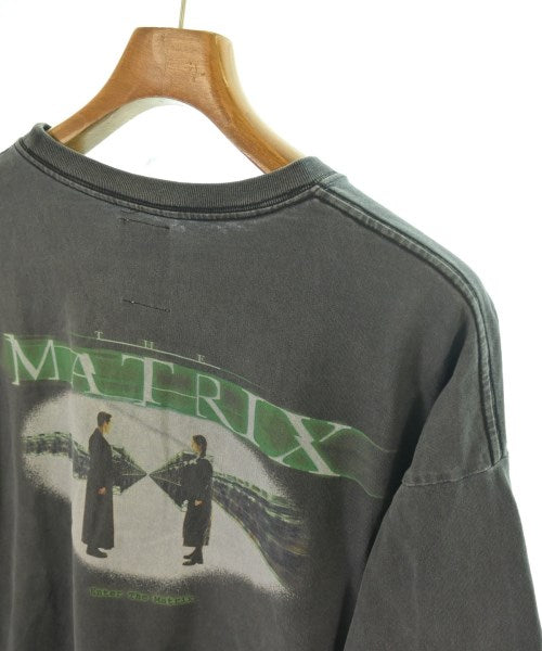 Faccies เสื้อยืด/เสื้อท็อปส์