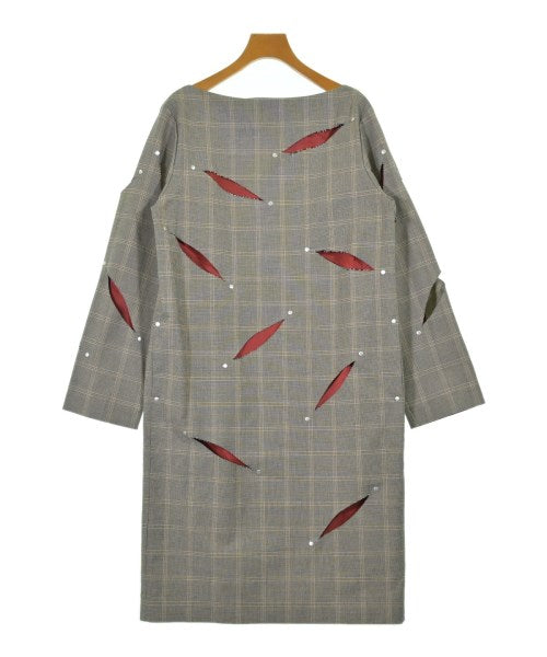 TENDER PERSON ชุดเดรส