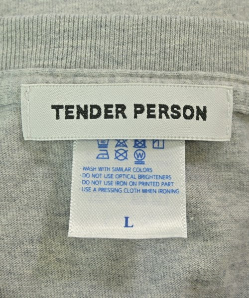 TENDER PERSON เสื้อยืด/เสื้อท็อปส์