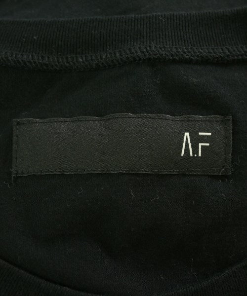 A.F ARTEFACT เสื้อยืด/เสื้อท็อปส์