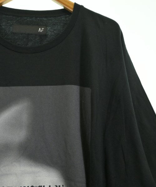 A.F ARTEFACT เสื้อยืด/เสื้อท็อปส์