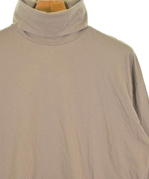 Lequal เสื้อยืด/เสื้อท็อปส์