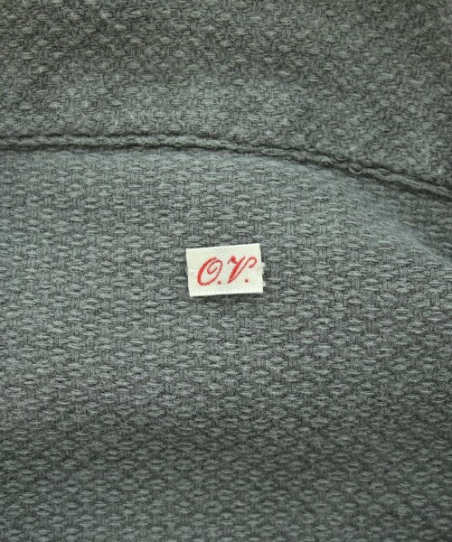 OUTIL เสื้อลำลอง