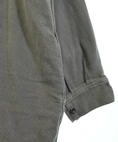 OUTIL เสื้อลำลอง