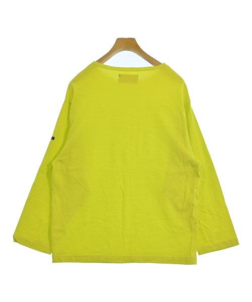 OUTIL เสื้อยืด/เสื้อท็อปส์
