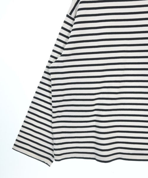 OUTIL เสื้อยืด/เสื้อท็อปส์