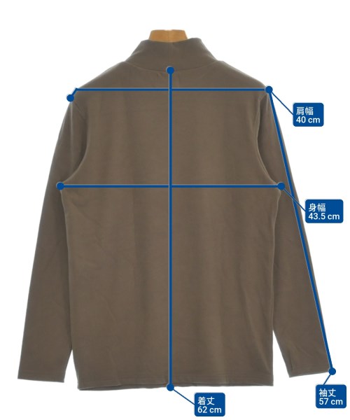 Orone เสื้อยืด/เสื้อท็อปส์