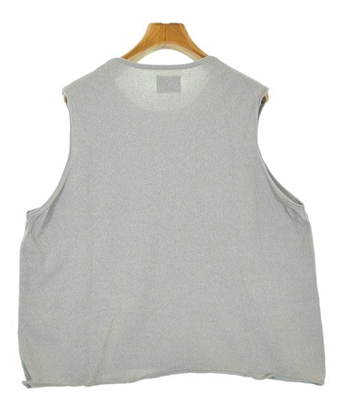 Orone เสื้อแขนกุด