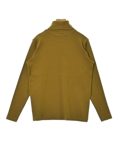 Orone เสื้อยืด/เสื้อท็อปส์