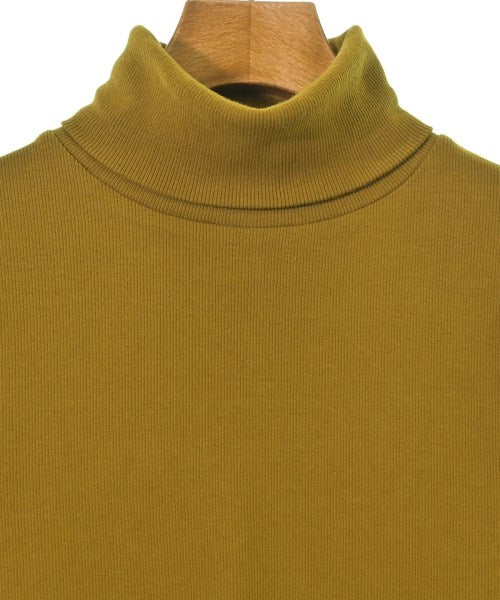 Orone เสื้อยืด/เสื้อท็อปส์